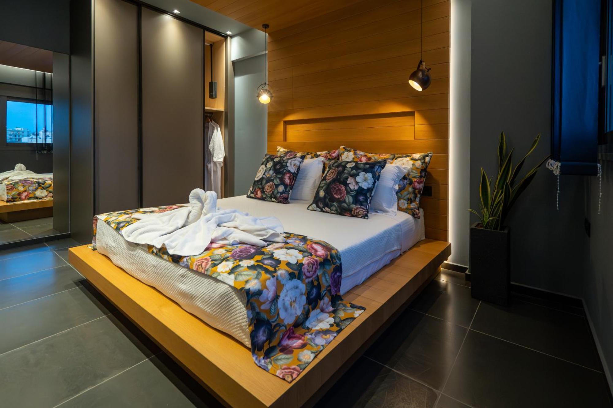 C.P. Luxury Suite Heraklion  Exterior photo